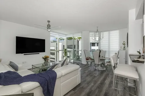 111 SE 8th Avenue Fort Lauderdale FL 33301