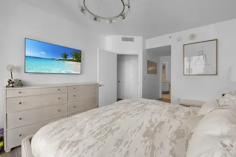 111 SE 8th Avenue Fort Lauderdale FL 33301