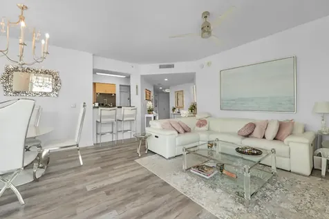 111 SE 8th Avenue Fort Lauderdale FL 33301