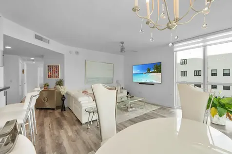 111 SE 8th Avenue Fort Lauderdale FL 33301