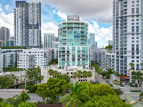 111 SE 8th Avenue Fort Lauderdale FL 33301