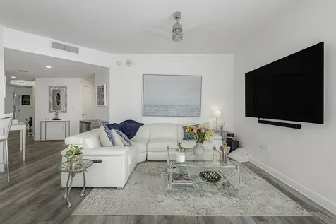 111 SE 8th Avenue Fort Lauderdale FL 33301