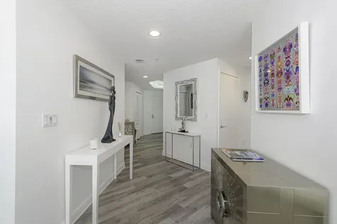 111 SE 8th Avenue Fort Lauderdale FL 33301