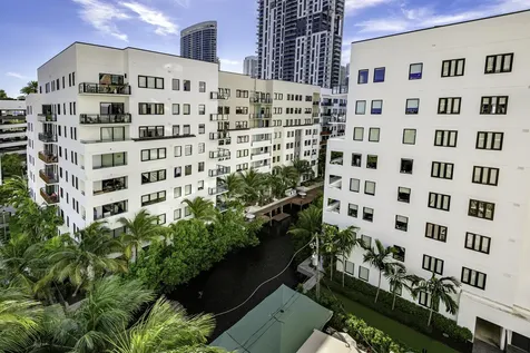 111 SE 8th Avenue Fort Lauderdale FL 33301