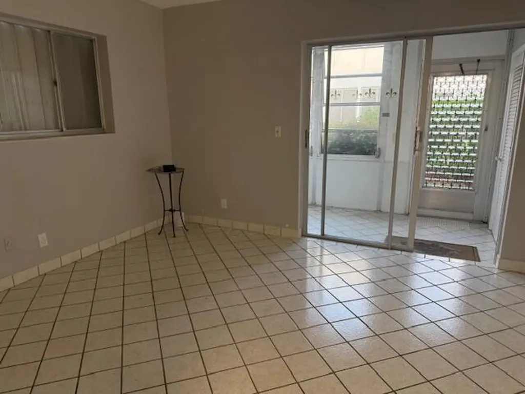 3320 Lake Osborne Drive Lake Worth Beach FL 33461