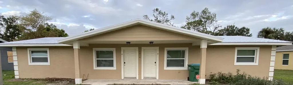 5010 Sanibel Avenue Fort Pierce FL 34951