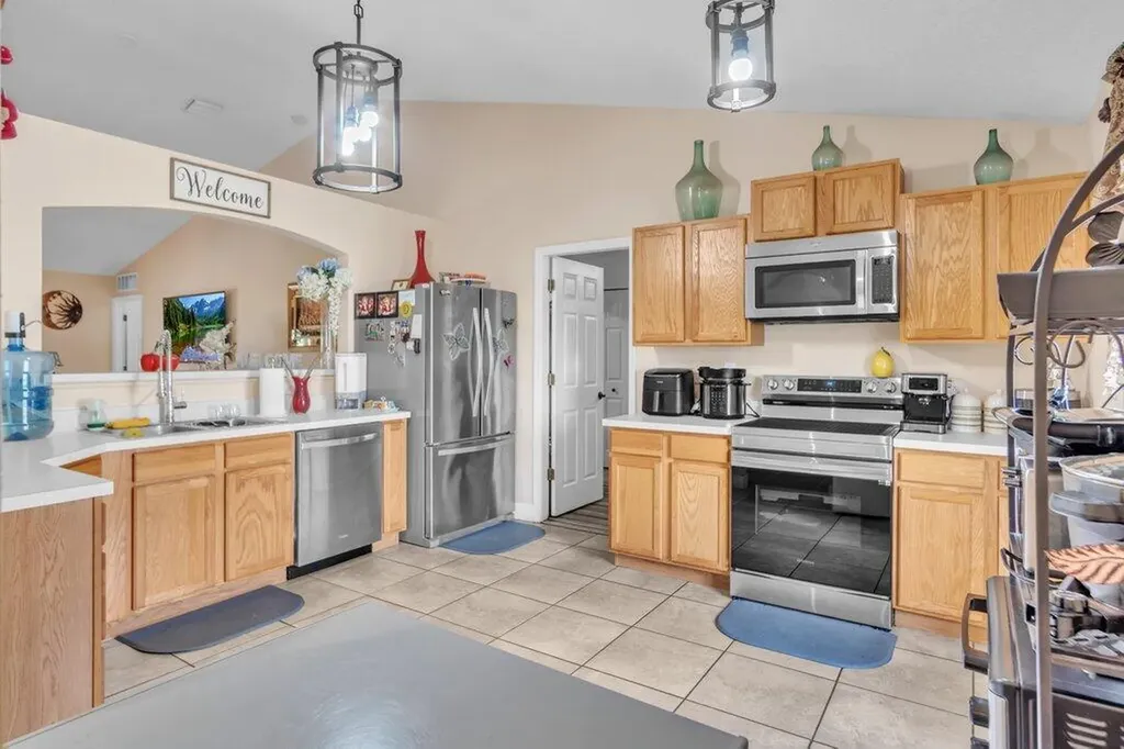 3011 NW 33rd Avenue Okeechobee FL 34972