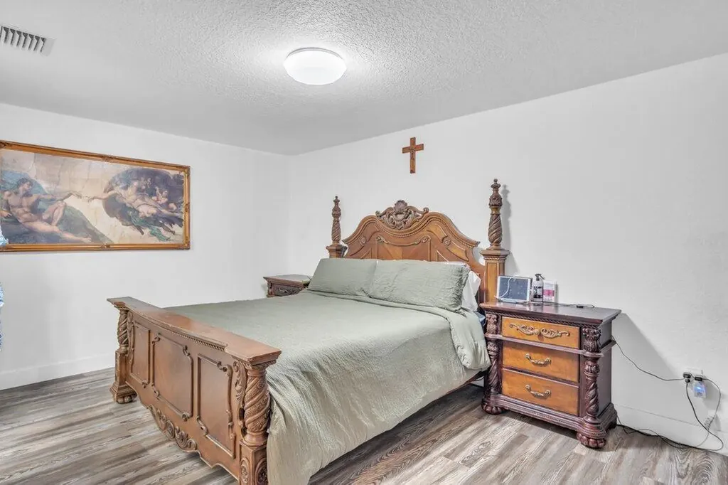 3011 NW 33rd Avenue Okeechobee FL 34972