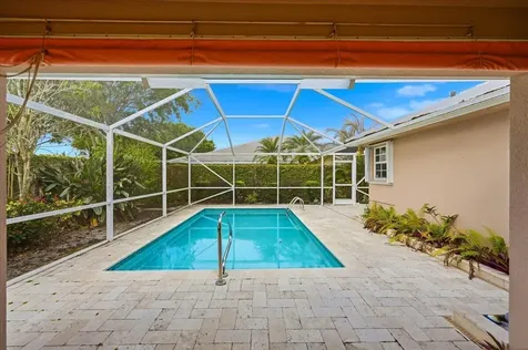 1253 NW Bentley Circle Port St Lucie FL 34986