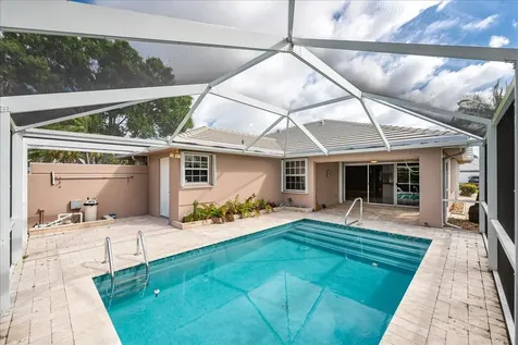 1253 NW Bentley Circle Port St Lucie FL 34986