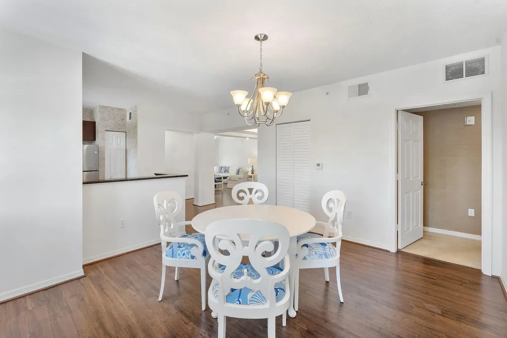 4905 Midtown Lane Palm Beach Gardens FL 33418