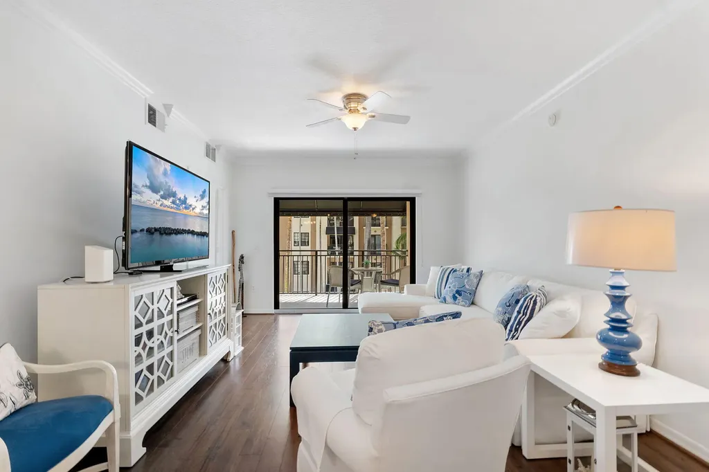 4905 Midtown Lane Palm Beach Gardens FL 33418