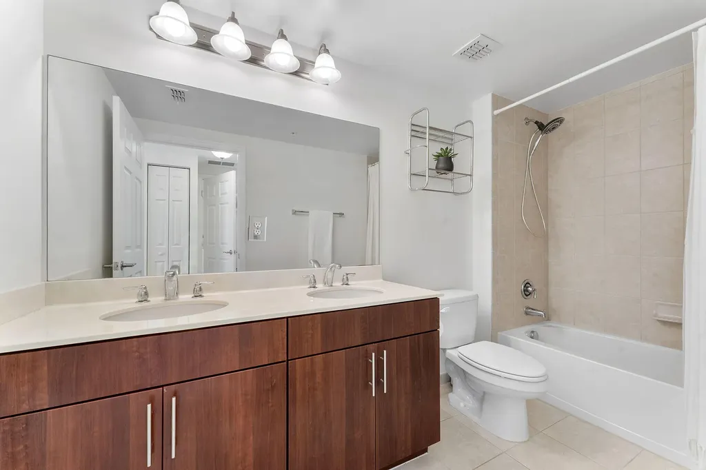 4905 Midtown Lane Palm Beach Gardens FL 33418