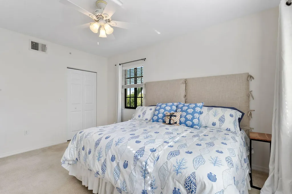 4905 Midtown Lane Palm Beach Gardens FL 33418