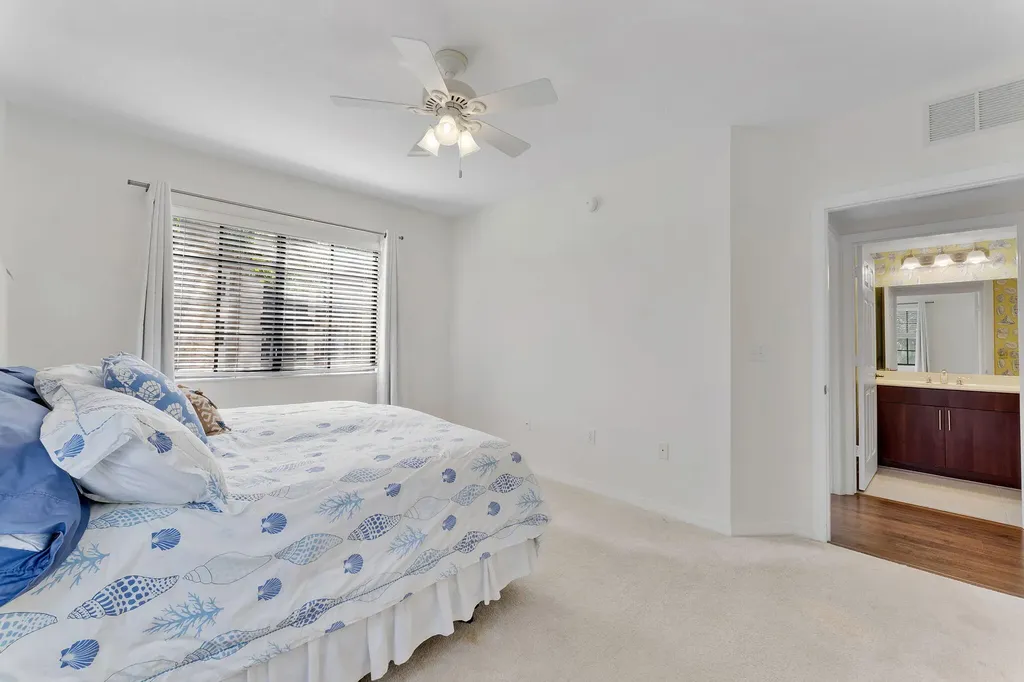 4905 Midtown Lane Palm Beach Gardens FL 33418