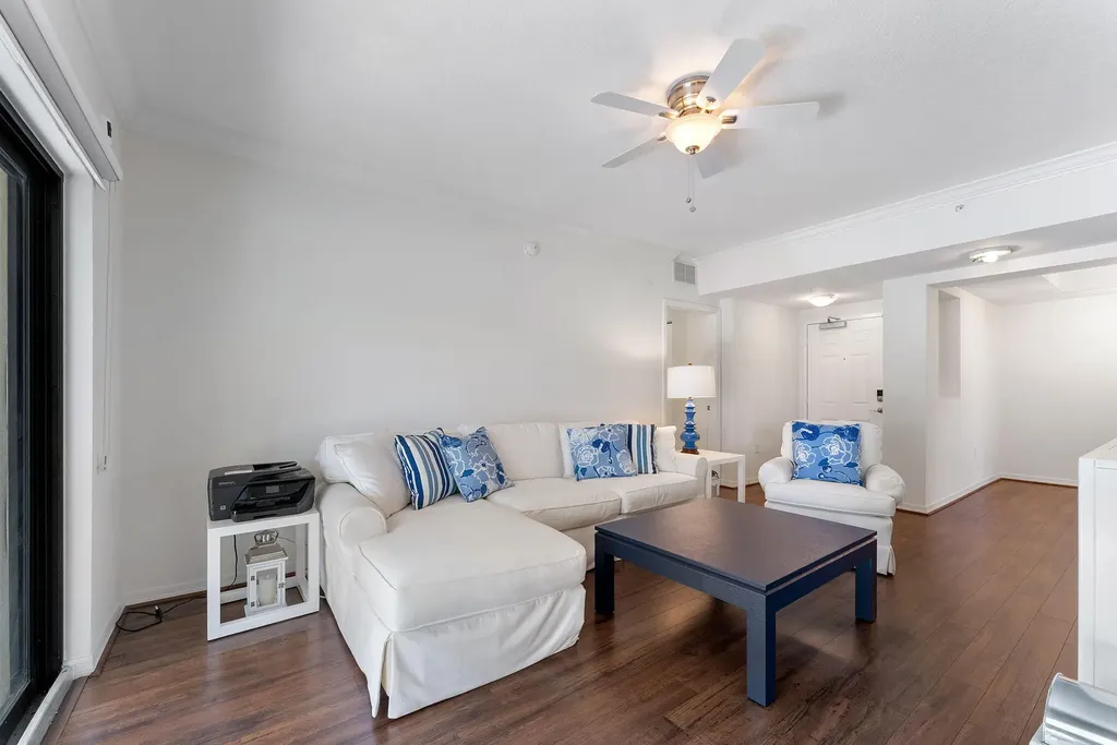 4905 Midtown Lane Palm Beach Gardens FL 33418