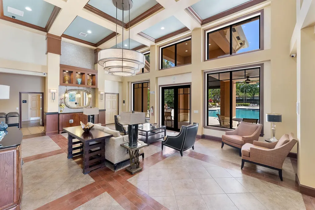 4905 Midtown Lane Palm Beach Gardens FL 33418