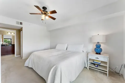 4905 Midtown Lane Palm Beach Gardens FL 33418
