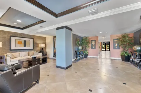 4905 Midtown Lane Palm Beach Gardens FL 33418