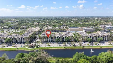 4905 Midtown Lane Palm Beach Gardens FL 33418