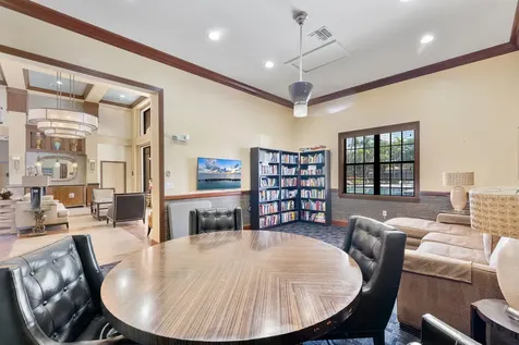 4905 Midtown Lane Palm Beach Gardens FL 33418