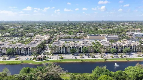 4905 Midtown Lane Palm Beach Gardens FL 33418