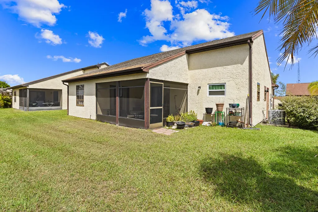 2363 SE Breckenridge Circle Port St Lucie FL 34952