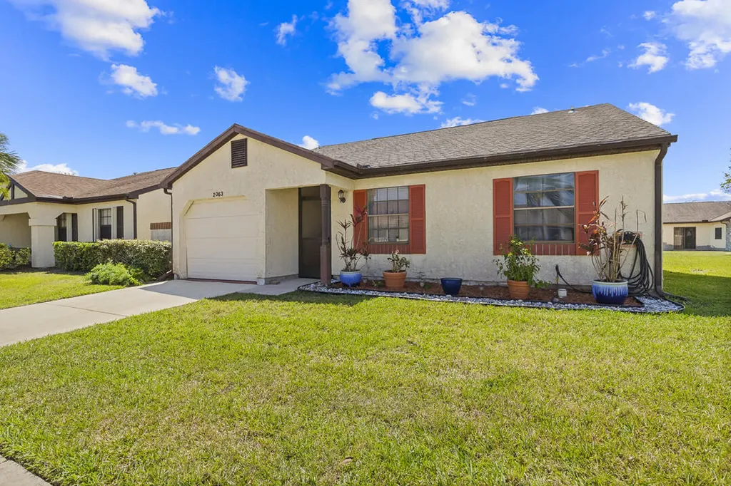 2363 SE Breckenridge Circle Port St Lucie FL 34952