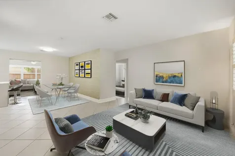 397 NW 48th Street Oakland Park FL 33309