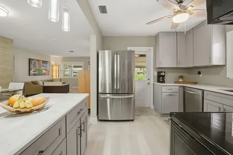 397 NW 48th Street Oakland Park FL 33309