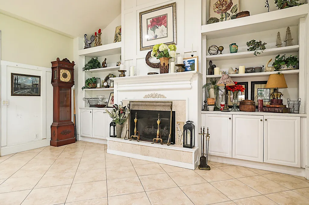 17887 N 68th Street Street N The Acreage FL 33470