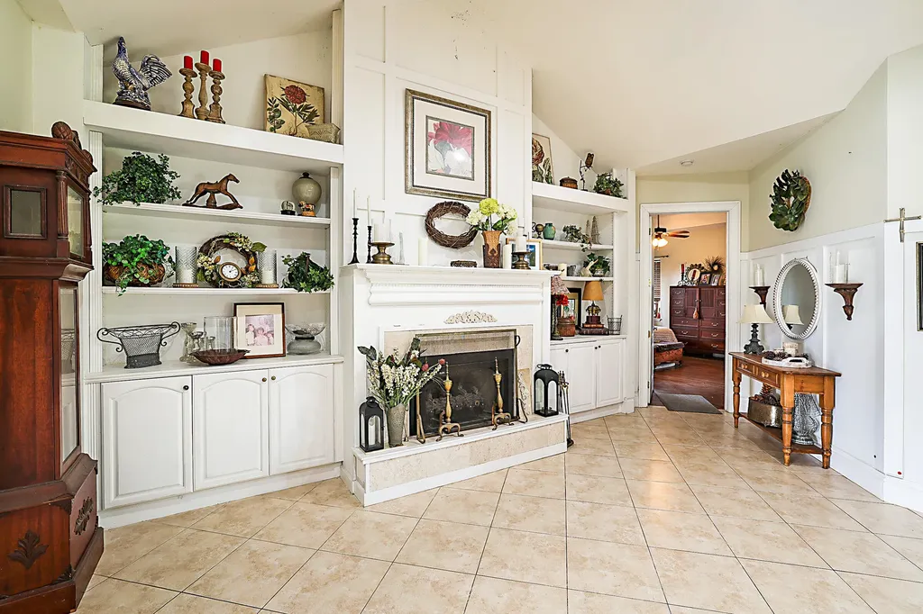 17887 N 68th Street Street N The Acreage FL 33470