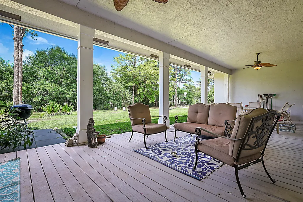 17887 N 68th Street Street N The Acreage FL 33470
