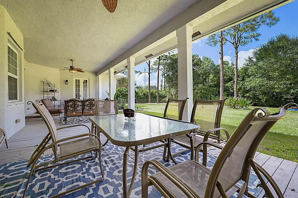 17887 N 68th Street Street N The Acreage FL 33470