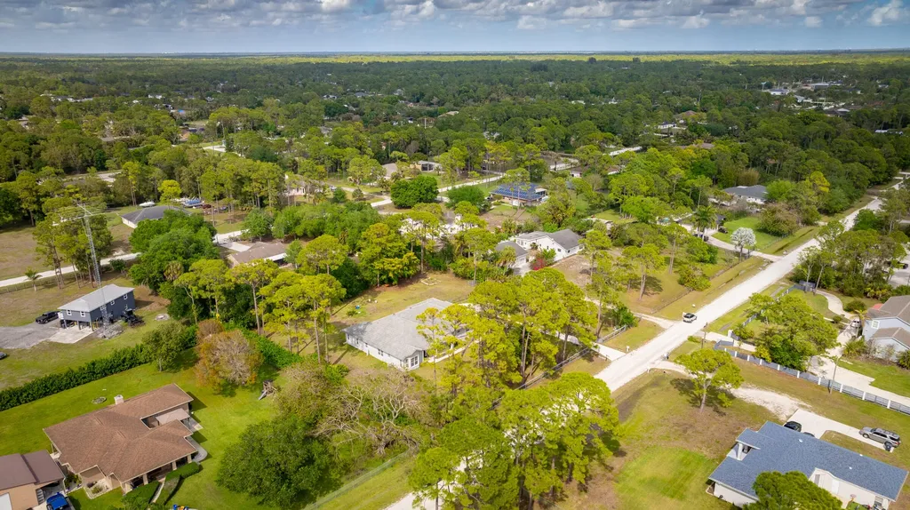 17887 N 68th Street Street N The Acreage FL 33470
