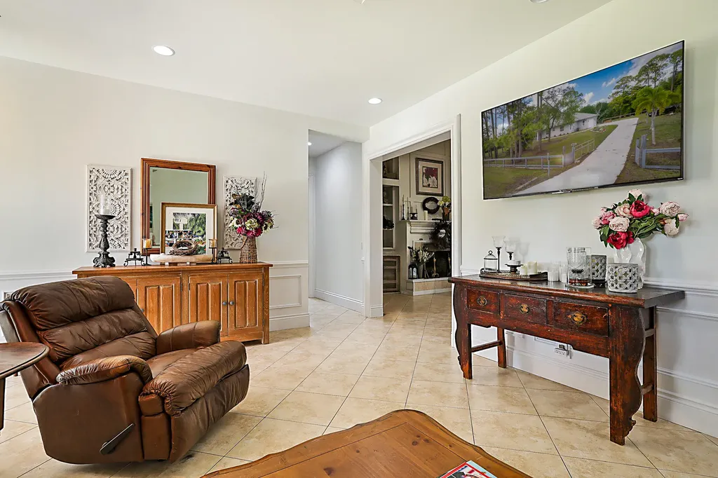 17887 N 68th Street Street N The Acreage FL 33470