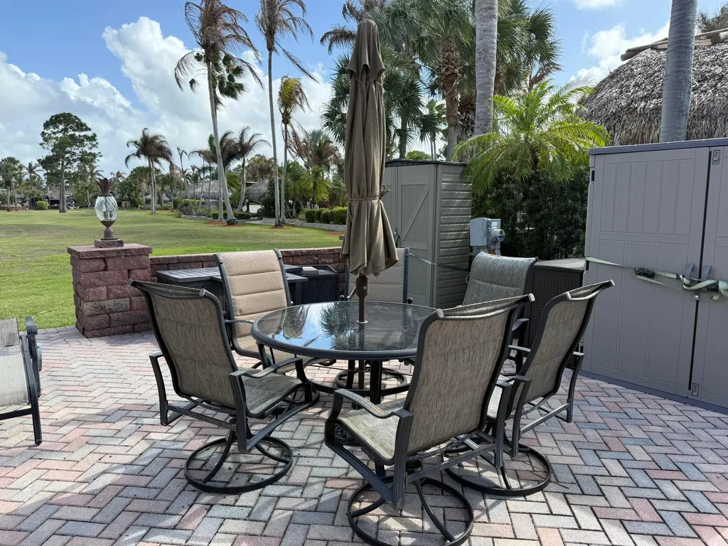 424 NW Chipshot Lane Port St Lucie FL 34986