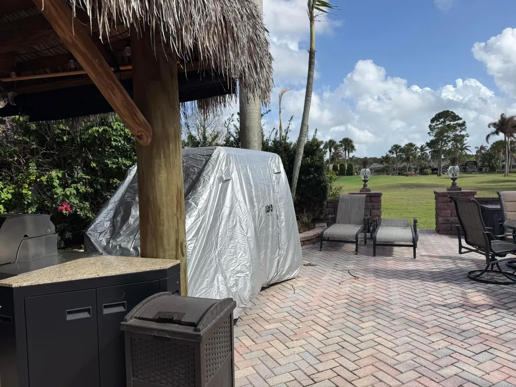 424 NW Chipshot Lane Port St Lucie FL 34986