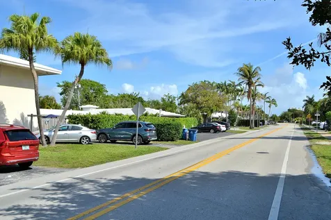 2633 Middle River Drive Fort Lauderdale FL 33306