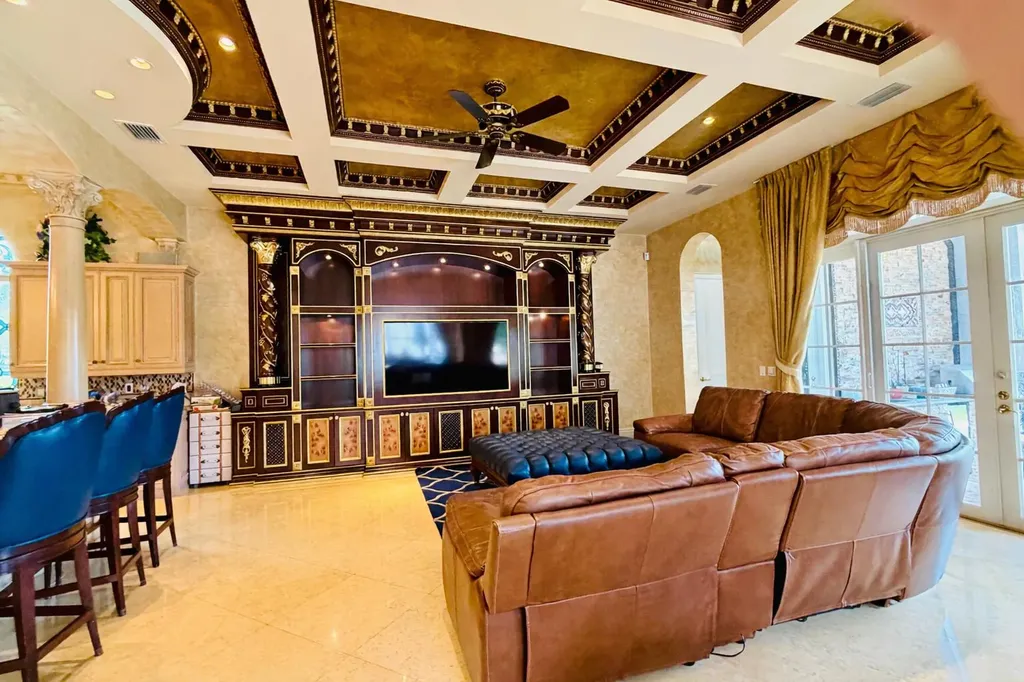 17730 Scarsdale Way Boca Raton FL 33496