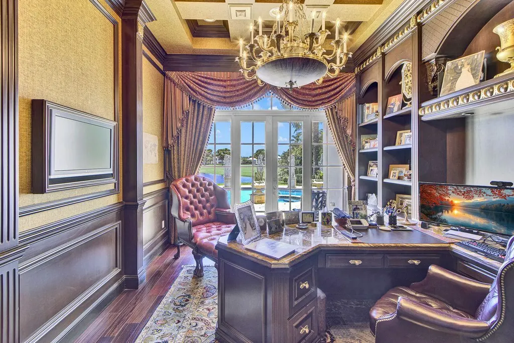 17730 Scarsdale Way Boca Raton FL 33496