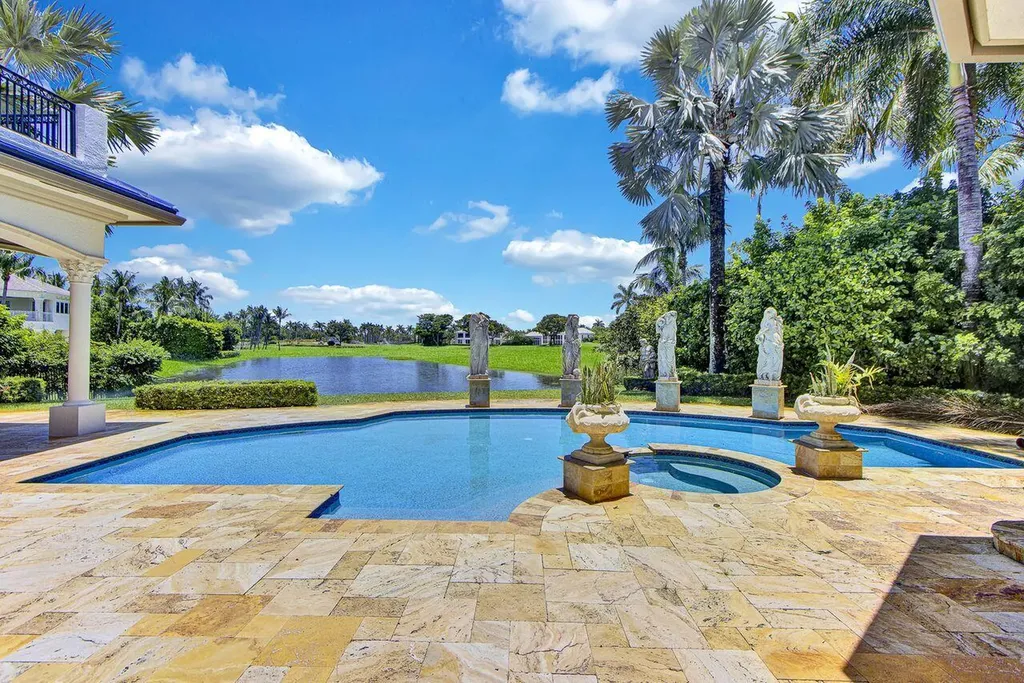 17730 Scarsdale Way Boca Raton FL 33496