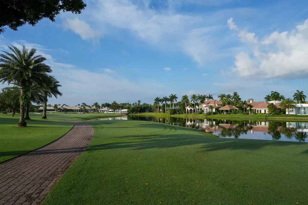 17730 Scarsdale Way Boca Raton FL 33496