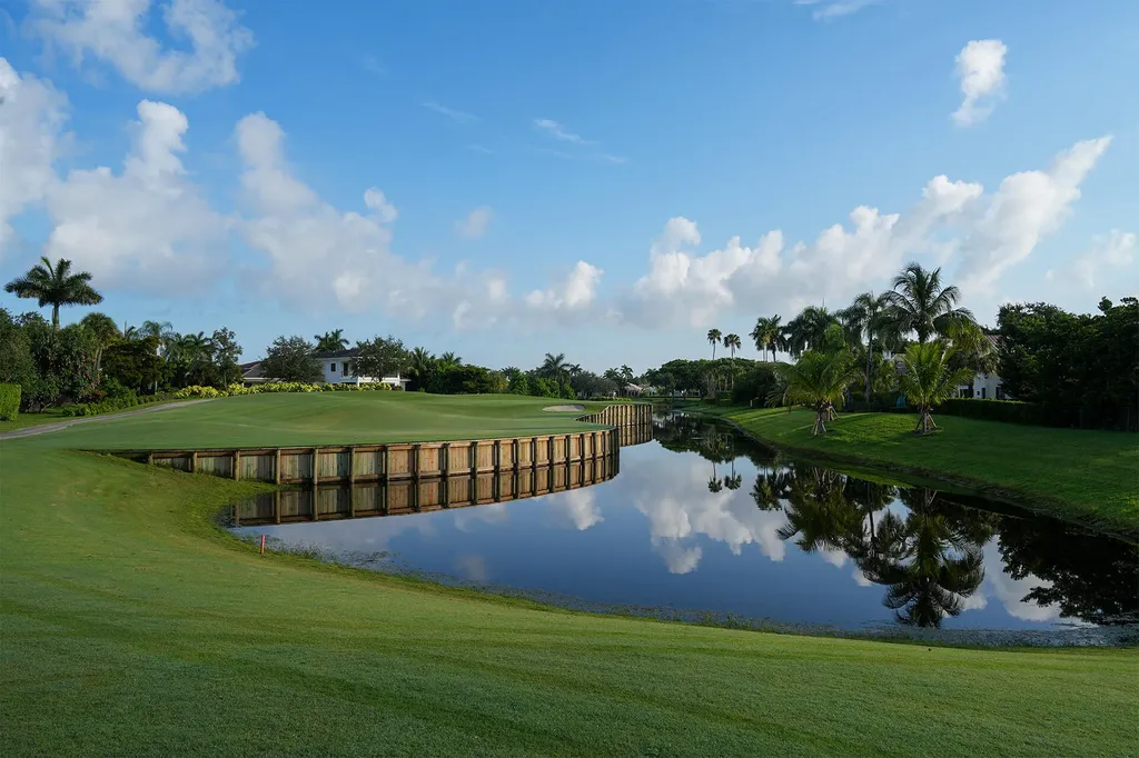 17730 Scarsdale Way Boca Raton FL 33496