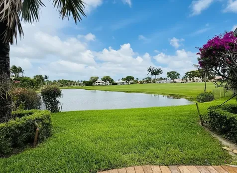 17730 Scarsdale Way Boca Raton FL 33496