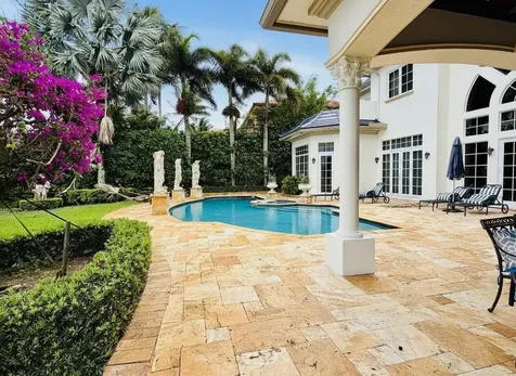 17730 Scarsdale Way Boca Raton FL 33496