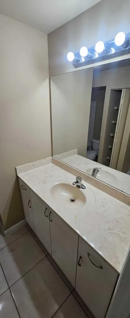 4767 Via Palm Lakes West Palm Beach FL 33417