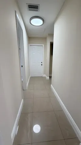 4081 NW 35th Avenue Lauderdale Lakes FL 33309