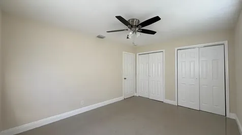 4081 NW 35th Avenue Lauderdale Lakes FL 33309