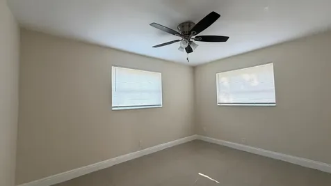 4081 NW 35th Avenue Lauderdale Lakes FL 33309
